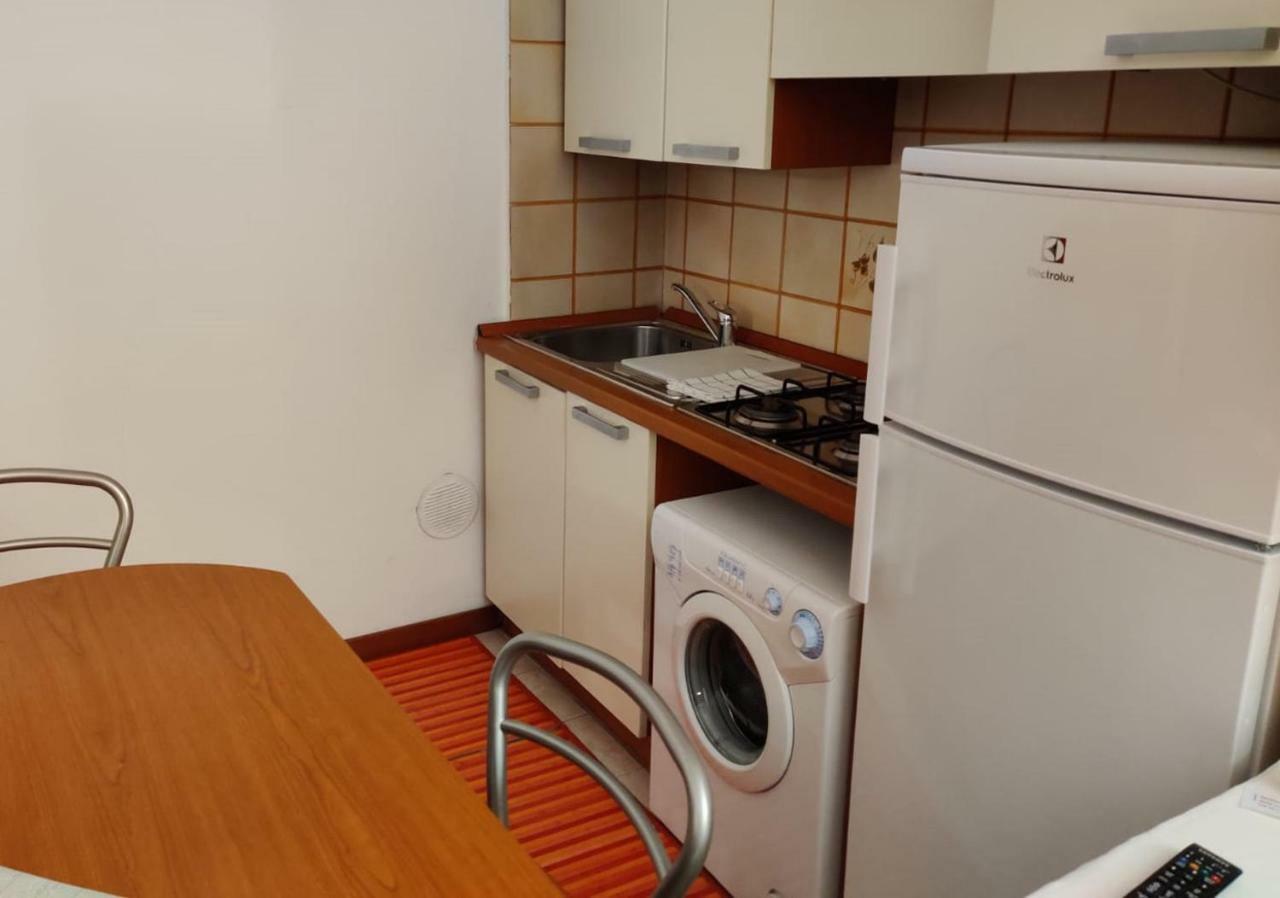 Suite Fiera Milano City Екстер'єр фото